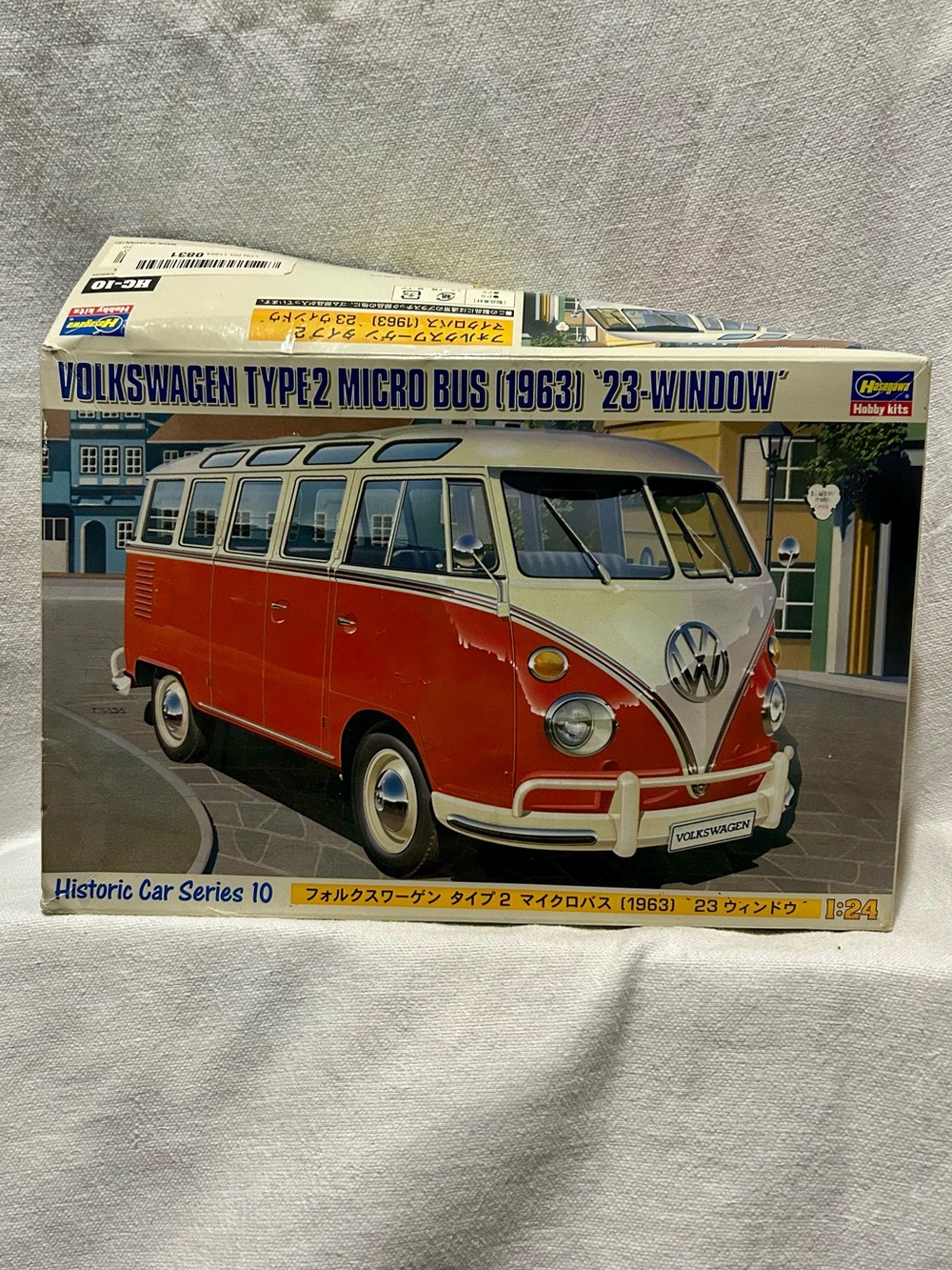 Hasegawa HC-10 Volkswagen Type 2 Micro Bus (1963) Model Craft Kit